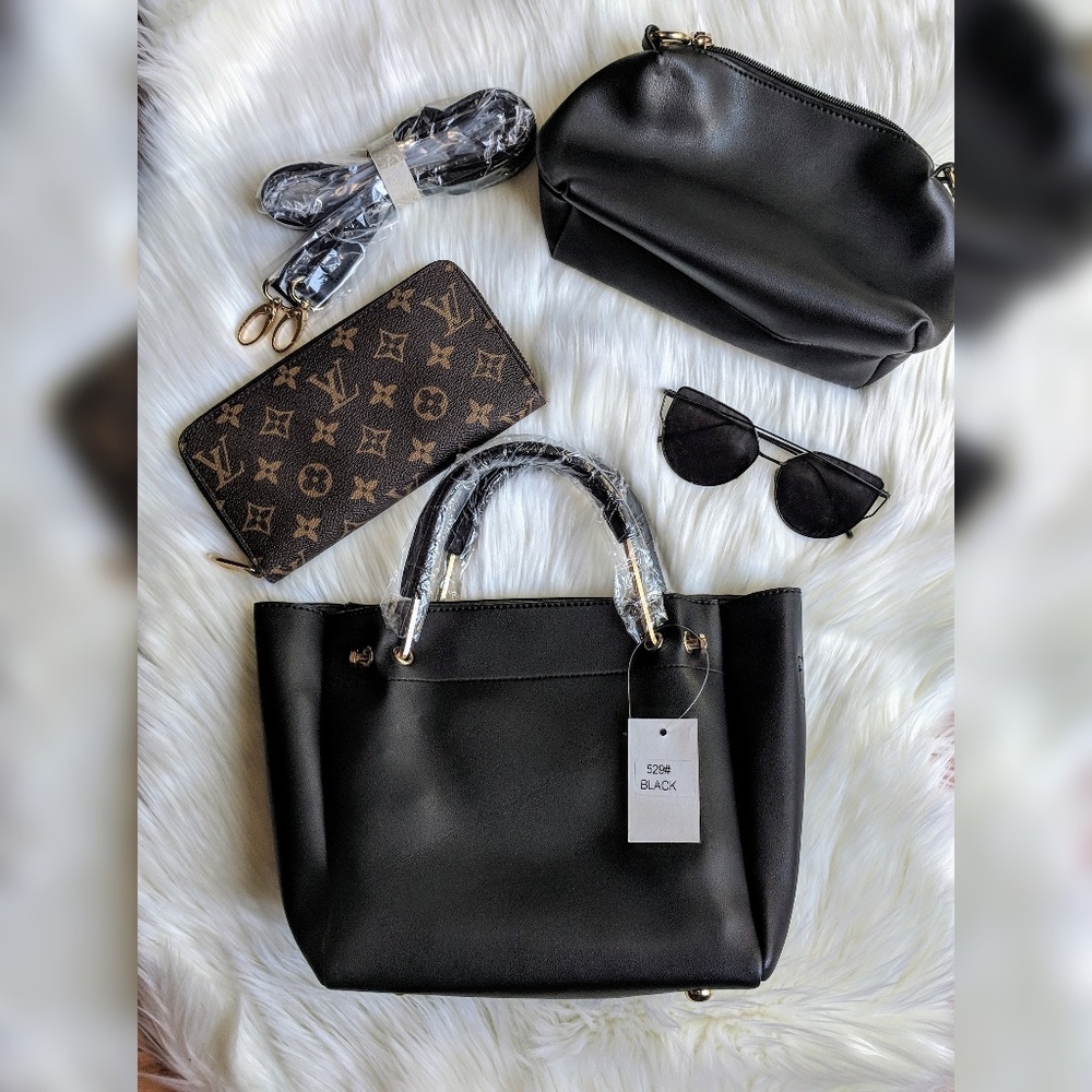 Black Bag w/ shoulder strap & makeup case